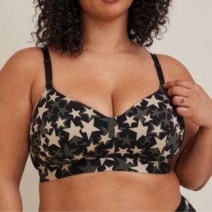 Torrid Curve wire free lightly lined Bra